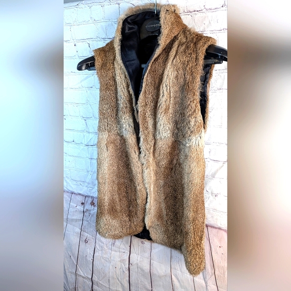 Elizabeth And James Real Fur VEST insert Only Size 4 With 100% Silk Lining - Picture 1 of 12